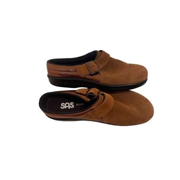 SAS Womens Brown Round Toe Suede Slip On Flat Loafer Clog Size 7.5 - Picture 1 of 16